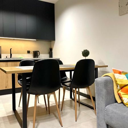 Apartament Twierdza Z Widokiem Na Jezioro Ostroda Exterior photo
