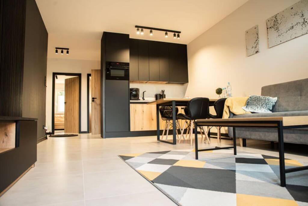 Apartament Twierdza Z Widokiem Na Jezioro Ostroda Exterior photo